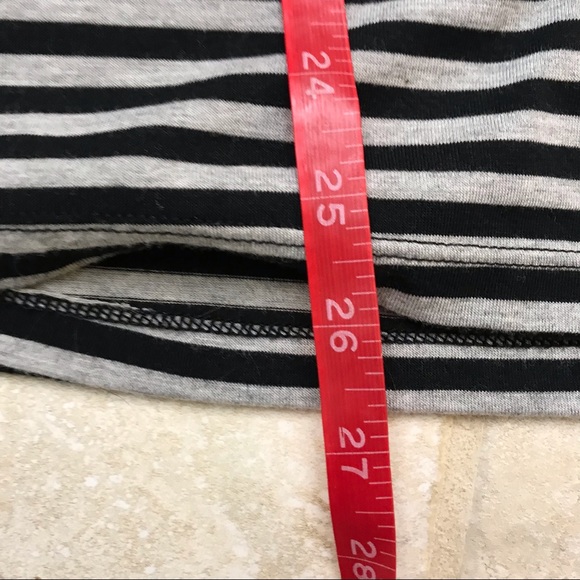 Black and Gray Tank Top with Ruffle Zipper - Picture 9 of 10